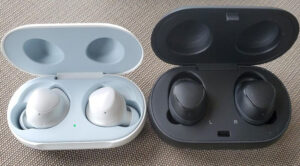 Samsung Galaxy Buds vs Samsung Gear IconX